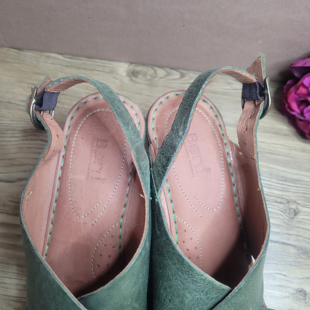 Born green platform wedge slingback sandals women's size 10 - Picture 4 of 6